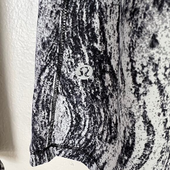 Lululemon Runbeam Hoodie Top Half Zip Texture Twist Athletic Black Gray Women 4 - Picture 11 of 11